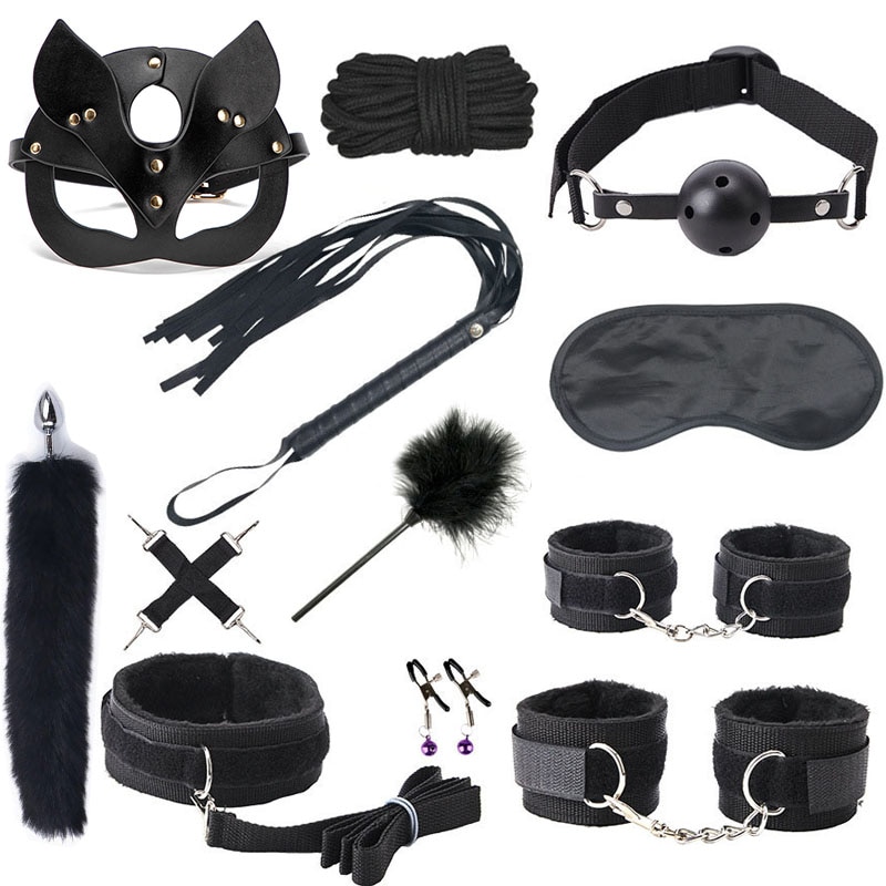 Blacak Wolf Exotic Sex Products For Adults Games Bondage Set BDSM Kits Handcuffs Sex Toys Whip Gag Tail Plug Women Accessories